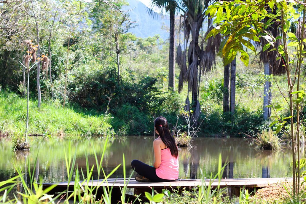 Tambo Ilusión — meditación junto al lago